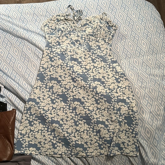 Floral dress - Picture 1 of 3